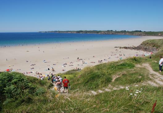 Iroise Vacances / Bretagne Locations Vacances – Retrouvez toutes nos offres de locations de vacances en pointe Bretagne, Finistère au bord de mer ou avec piscine. Profitez de nos locations saisonnières au Conquet, Brest etc et d’un accès privilégié vers les îles d’Ouessant, de Molène et de Sein.