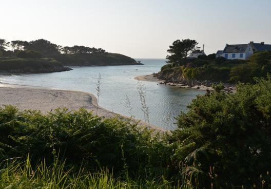 Iroise Vacances / Bretagne Locations Vacances – Retrouvez toutes nos offres de locations de vacances en pointe Bretagne, Finistère au bord de mer ou avec piscine. Profitez de nos locations saisonnières au Conquet, Brest etc et d’un accès privilégié vers les îles d’Ouessant, de Molène et de Sein.