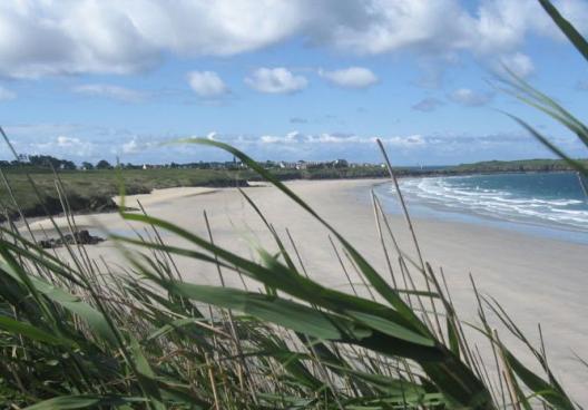Iroise Vacances / Bretagne Locations Vacances – Retrouvez toutes nos offres de locations de vacances en pointe Bretagne, Finistère au bord de mer ou avec piscine. Profitez de nos locations saisonnières au Conquet, Brest etc et d’un accès privilégié vers les îles d’Ouessant, de Molène et de Sein.