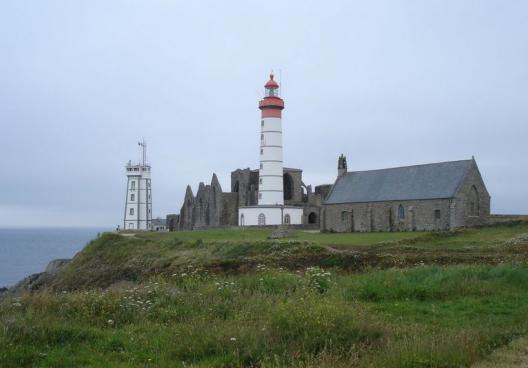 Iroise Vacances / Bretagne Locations Vacances – Retrouvez toutes nos offres de locations de vacances en pointe Bretagne, Finistère au bord de mer ou avec piscine. Profitez de nos locations saisonnières au Conquet, Brest etc et d’un accès privilégié vers les îles d’Ouessant, de Molène et de Sein.